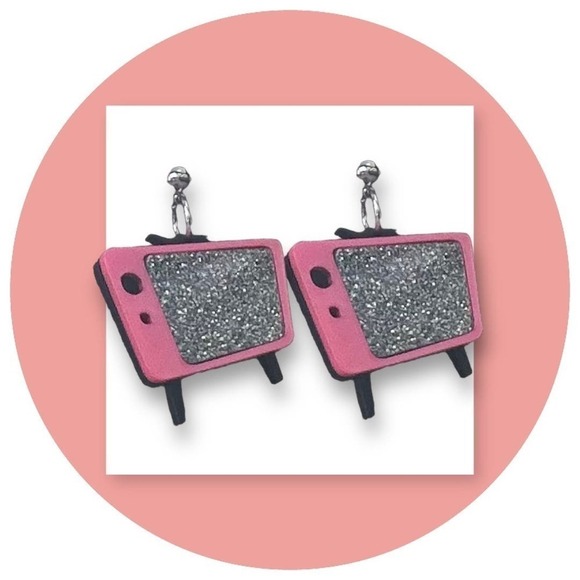 🌺 Retro TV Earrings - Picture 1 of 1